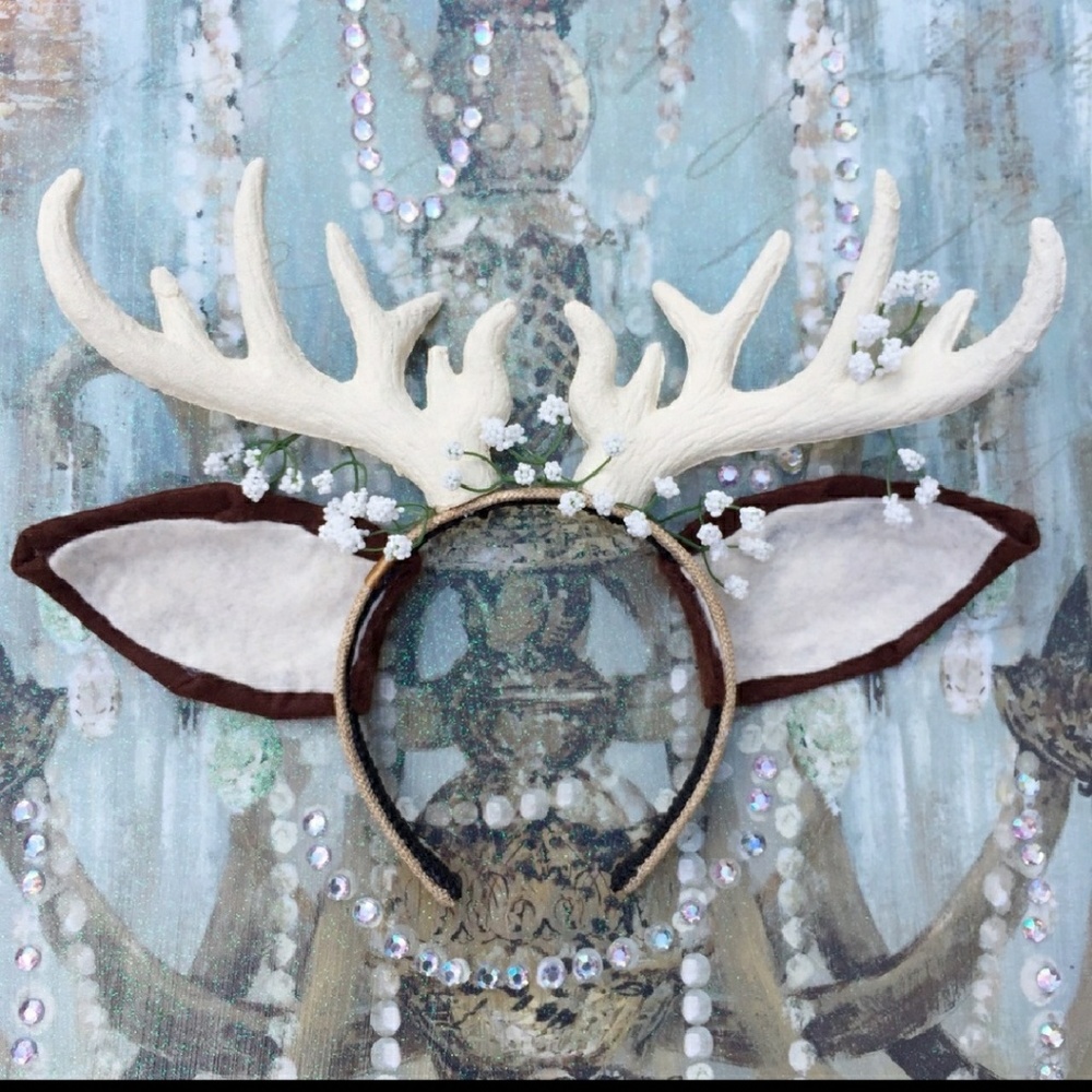 Deer antlers